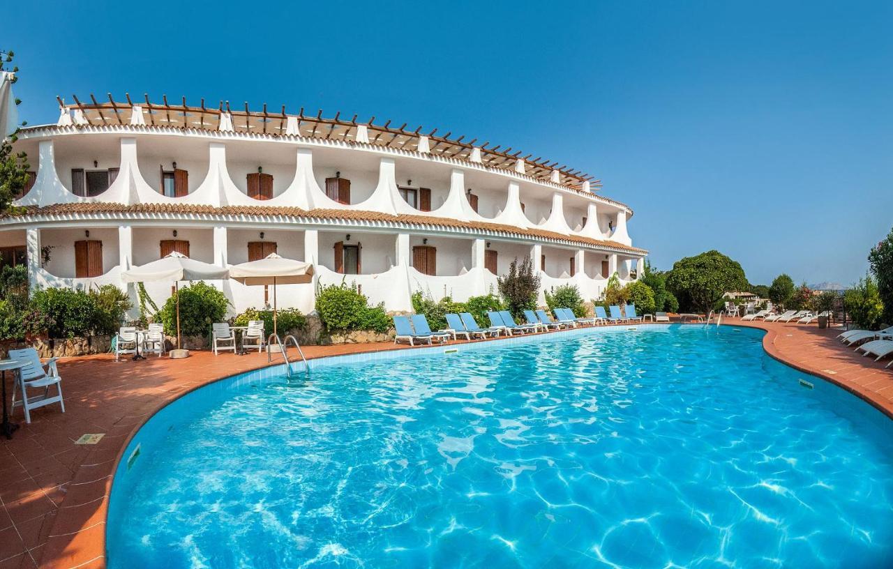 Hotel Punta Est Baja Sardinia Eksteriør billede