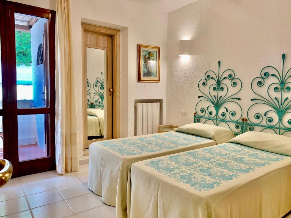 Hotel Punta Est Baja Sardinia Eksteriør billede