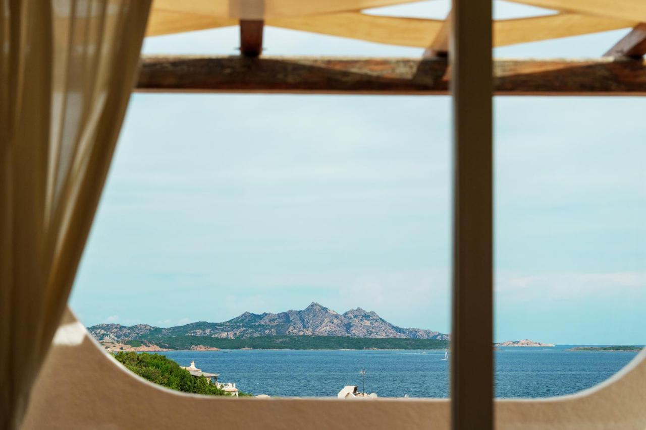 Hotel Punta Est Baja Sardinia Eksteriør billede