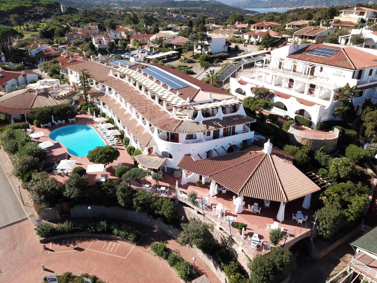 Hotel Punta Est Baja Sardinia Eksteriør billede