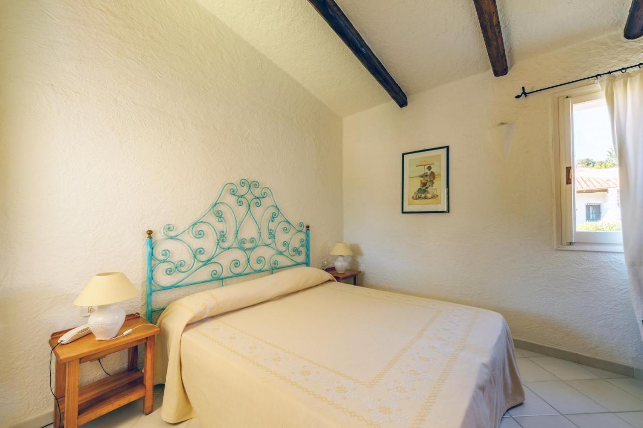 Hotel Punta Est Baja Sardinia Eksteriør billede