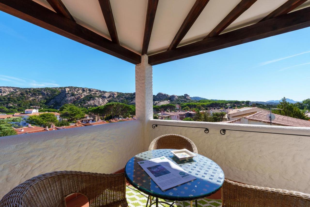 Hotel Punta Est Baja Sardinia Eksteriør billede