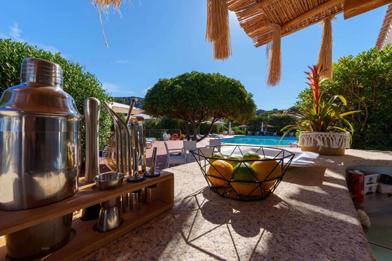Hotel Punta Est Baja Sardinia Eksteriør billede